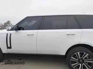 2023 Land Rover Range Rover SE z VIN SALKPBE73PA070434, wystawiony jako IAAI lot #42289191 z przebiegiem 14 920 mil mil oraz . Historia ofert i sprzedaży dostępna na DreamBid. Obrazek 14.