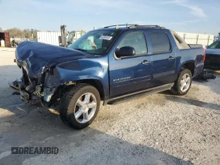 2012 Chevrolet Avalanche LT with VIN 3GNMCFE02CG236905, listed as a Copart auction lot 45285345 with 245,236 mi miles and Salvage Title. Bid and sale history available at carsss.com. Image 1.
