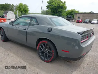 2023 Dodge Challenger SXT с VIN 2C3CDZAG2PH695092, выставлен на аукционе IAAI как лот 42505262 с пробегом 13 187 миль миль и . История ставок и продаж доступна на DreamBid. Изображение 3.