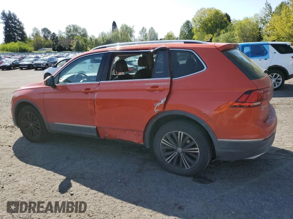 2018 Volkswagen Tiguan SEL with VIN 3VV3B7AX4JM020893, listed as a Copart auction lot 52997105 with 114,025 mi miles and Salvage title. Bid and sale history available at DreamBid. Image 2.