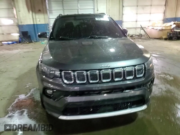 2022 Jeep Compass (RED) Edition с VIN 3C4NJDCB8NT159186, выставлен на аукционе Copart как лот 42608905 с пробегом 20 883 миль миль и Списание • Salvage title. История ставок и продаж доступна на DreamBid. Изображение 14.