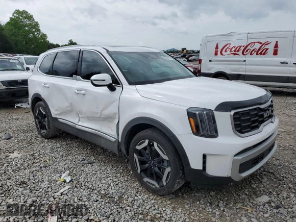 2024 Kia Telluride S with VIN 5XYP64GC5RG538334, listed as a Copart auction lot 53972225 with 14,691 mi miles and Salvage title. Bid and sale history available at DreamBid. Image 4.