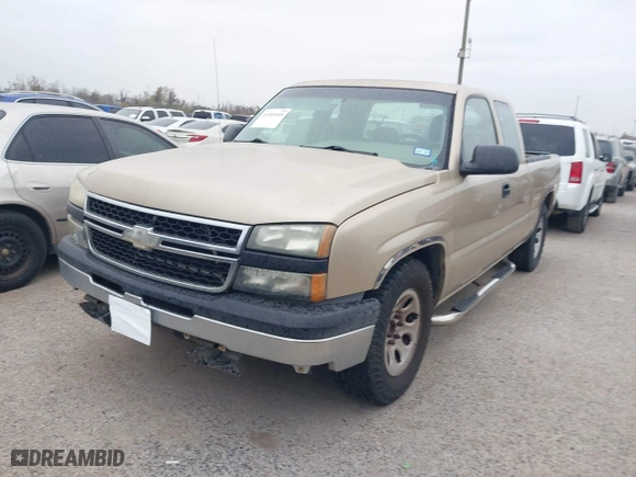 2006 Chevrolet Silverado 1500 LS with VIN 1GCEC19X86Z243384, listed as a IAAI auction lot 41268448 with 165,026 mi miles. Bid and sale history available at carsss.com. Image 2.