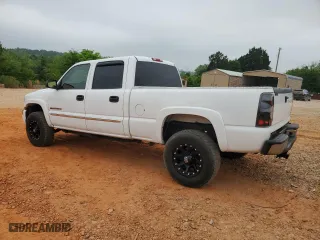 2007 GMC Sierra 2500HD SLE with VIN 1GTHK23U87F195103, listed as a Copart auction lot 54527455 with 232,402 mi miles and Salvage Title. Bid and sale history available at carsss.com. Image 2.