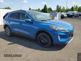 2020 Ford Escape Titanium z VIN 1FMCU9J90LUB15564, wystawiony jako Copart lot #59673625 z przebiegiem 84 474 mil mil oraz Czysty tytuł • Clean title. Historia ofert i sprzedaży dostępna na DreamBid. Obrazek 4.