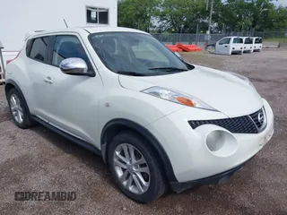 2012 Nissan Juke SL z VIN JN8AF5MV6CT122858, wystawiony jako IAAI lot #42608934 z przebiegiem 151 294 mil mil oraz . Historia ofert i sprzedaży dostępna na DreamBid. Obrazek 1.