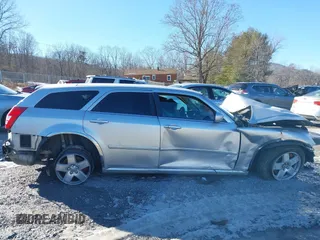2006 Dodge Magnum SXT with VIN 2D4GZ47V36H423112, listed as a IAAI auction lot 41292273 with Not Provided miles and . Bid and sale history available at DreamBid. Image 14.