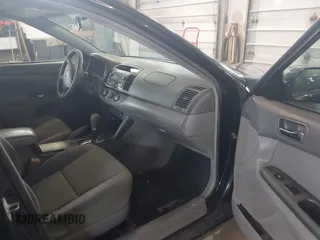 2006 Toyota Camry STD with VIN 4T1BE32K26U654893, listed as a IAAI auction lot 42068340 with 1 mi miles. Bid and sale history available at carsss.com. Image 5.
