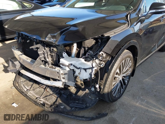 2024 Lexus RX 350 with VIN 2T2BAMBA6RC026443, listed as a IAAI auction lot 41975224 with 7,244 mi miles and . Bid and sale history available at DreamBid. Image 18.