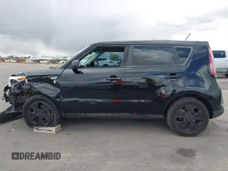 2014 Kia Soul with VIN KNDJN2A23E7010277, listed as a IAAI auction lot 41964507 with 91,726 mi miles. Bid and sale history available at carsss.com. Image 13.