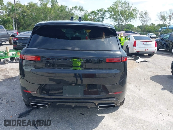 2024 Land Rover Range Rover Sport Dynamic SE with VIN SAL1L9FU3RA420944, listed as a IAAI auction lot 42379575 with 9,959 mi miles and . Bid and sale history available at DreamBid. Image 17.