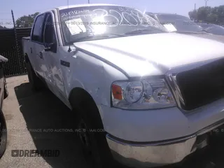2008 Ford F-150 XLT z VIN 1FTPW14508FB37120, wystawiony jako IAAI lot #25284587 z przebiegiem Nie podano mil oraz . Historia ofert i sprzedaży dostępna na DreamBid. Obrazek 1.