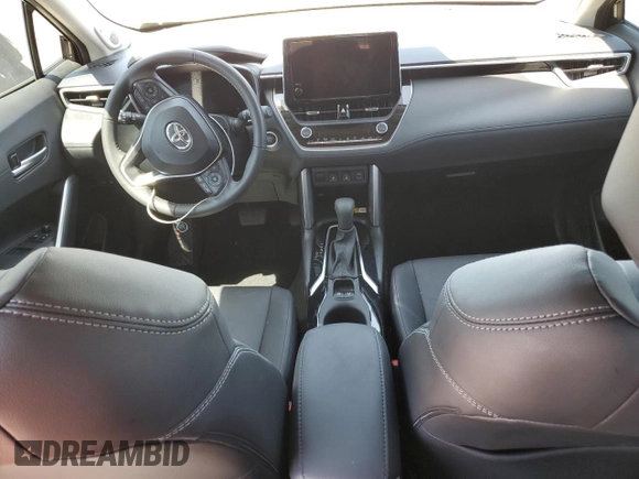 2023 Toyota Corolla Cross XLE с VIN 7MUDAABG9PV076750, выставлен на аукционе Copart как лот 51434765 с пробегом Не указан миль и Списание • Salvage title. История ставок и продаж доступна на DreamBid. Изображение 8.