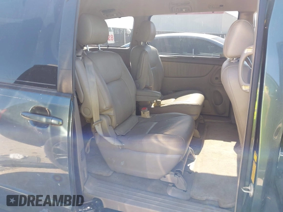 2004 Toyota Sienna XLE with VIN 5TDZA22C24S021779, listed as a IAAI auction lot 42091893 with 155,043 mi miles. Bid and sale history available at carsss.com. Image 8.