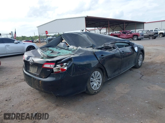 2012 Toyota Camry L z VIN 4T1BF1FK0CU131461, wystawiony jako IAAI lot #41957880 z przebiegiem 113 902 mil mil oraz . Historia ofert i sprzedaży dostępna na DreamBid. Obrazek 4.