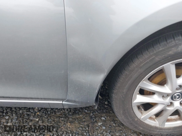 2016 Mazda Mazda3 i Sport with VIN 3MZBM1U76GM306988, listed as a IAAI auction lot 41286055 with 116,175 mi miles. Bid and sale history available at carsss.com. Image 18.