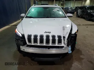 2016 Jeep Cherokee Latitude z VIN 1C4PJMCB0GW123336, wystawiony jako Copart lot #85273804 z przebiegiem 135 478 mil mil oraz Czysty tytuł • Clean title. Historia ofert i sprzedaży dostępna na DreamBid. Obrazek 5.