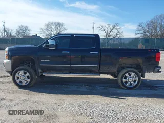 2019 Chevrolet Silverado 2500HD LTZ with VIN 1GC1KTEY4KF185765, listed as a IAAI auction lot 41488686 with 161,727 mi miles. Bid and sale history available at carsss.com. Image 14.