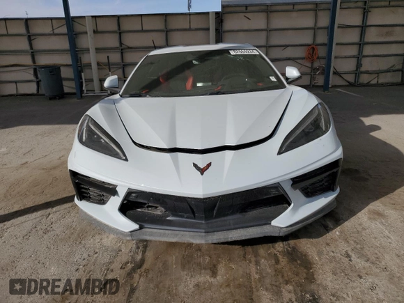 2023 Chevrolet Corvette 2LT z VIN 1G1YB2D42P5112214, wystawiony jako Copart lot #82869224 z przebiegiem 15 247 mil mil oraz Szkoda całkowita • Salvage title. Historia ofert i sprzedaży dostępna na DreamBid. Obrazek 5.