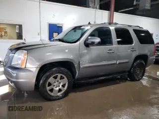 2007 GMC Yukon SLT with VIN 1GKFK13087J327213, listed as a Copart auction lot 76300784 with 205,188 mi miles and Clean Title. Bid and sale history available at carsss.com. Image 1.