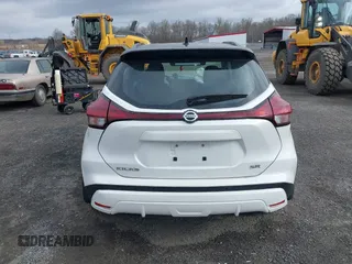 2021 Nissan Kicks SR z VIN 3N1CP5DV2ML492750, wystawiony jako IAAI lot #41918321 z przebiegiem 40 634 mil mil oraz . Historia ofert i sprzedaży dostępna na DreamBid. Obrazek 16.
