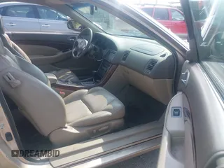 2001 Acura CL z VIN 19UYA42551A017082, wystawiony jako IAAI lot #42501762 z przebiegiem 118 750 mil mil oraz . Historia ofert i sprzedaży dostępna na DreamBid. Obrazek 5.