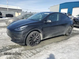 2022 Tesla Model Y Performance z VIN 7SAYGDEF6NF339246, wystawiony jako Copart lot #46660525 z przebiegiem 181 831 mil mil oraz Szkoda całkowita • Salvage title. Historia ofert i sprzedaży dostępna na DreamBid. Obrazek 1.