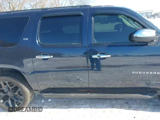 2008 Chevrolet Suburban Commercial with VIN 1GNFK16368J110091, listed as a IAAI auction lot 41328554 with 257,432 mi miles. Bid and sale history available at carsss.com. Image 13.