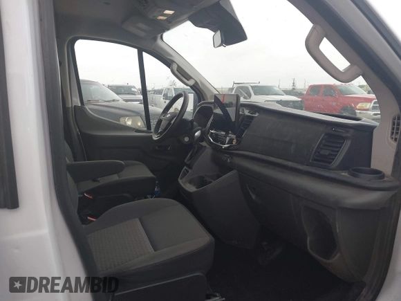 2023 Ford Transit Passenger XL with VIN 1FBAX2Y81PKA57414, listed as a IAAI auction lot 42418993 with 82,592 mi miles and . Bid and sale history available at DreamBid. Image 5.