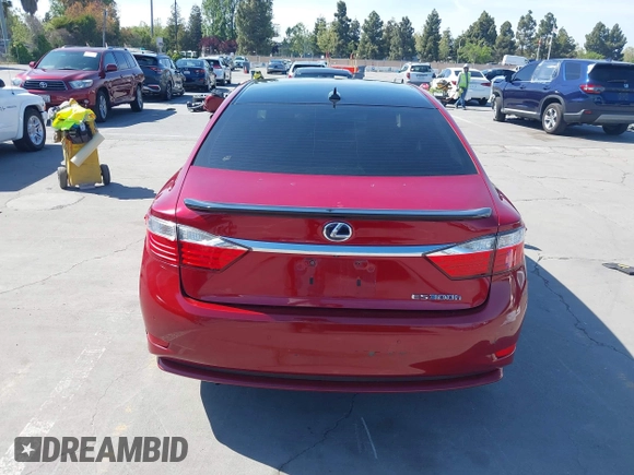 2013 Lexus ES 300h z VIN JTHBW1GGXD2010589, wystawiony jako IAAI lot #42149715 z przebiegiem 174 252 mil mil oraz . Historia ofert i sprzedaży dostępna na DreamBid. Obrazek 17.