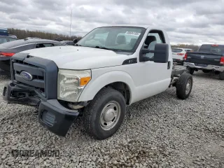 2011 Ford F-250 XL z VIN 1FDBF2A67BEB32650, wystawiony jako Copart lot #88684165 z przebiegiem 138 318 mil mil oraz Szkoda całkowita • Salvage title. Historia ofert i sprzedaży dostępna na DreamBid. Obrazek 1.