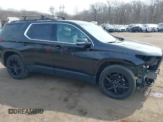 2021 Chevrolet Traverse LT Cloth with VIN 1GNEVGKW2MJ119399, listed as a IAAI auction lot 41780113 with 48,422 mi miles. Bid and sale history available at carsss.com. Image 1.