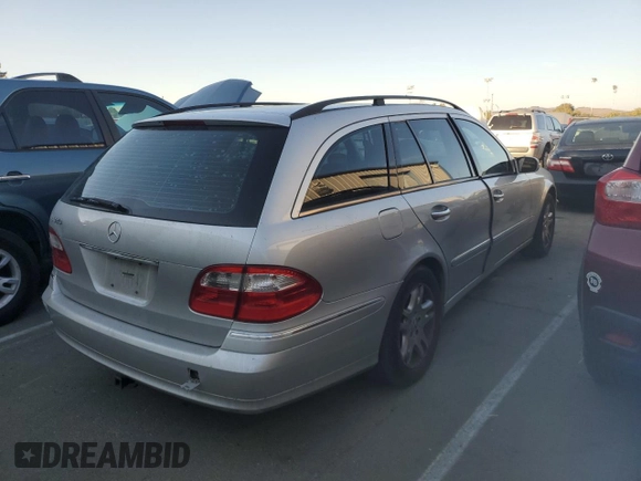 2004 Mercedes-Benz E 320 with VIN WDBUH65JX4A462305, listed as a Copart auction lot 70463534 with 199,857 mi miles and Salvage Title. Bid and sale history available at DreamBid. Image 3.