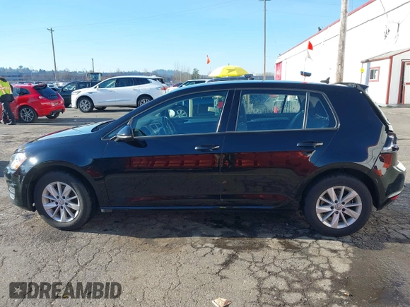 2016 Volkswagen Golf TSI S z VIN 3VW217AU7GM038667, wystawiony jako IAAI lot #41397815 z przebiegiem 52 076 mil mil oraz . Historia ofert i sprzedaży dostępna na DreamBid. Obrazek 14.