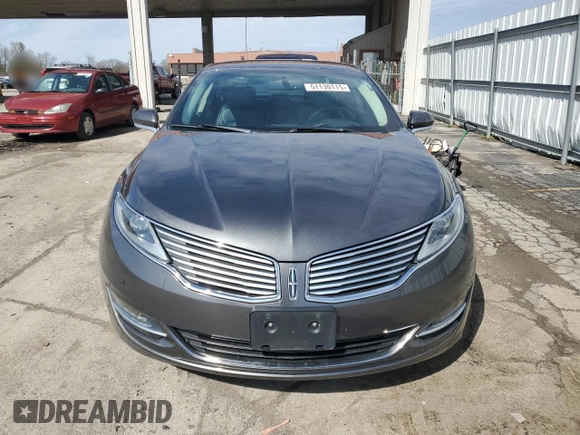 2015 Lincoln MKZ z VIN 3LN6L2JKXFR600669, wystawiony jako Copart lot #51130115 z przebiegiem 75 176 mil mil oraz Szkoda całkowita • Salvage title. Historia ofert i sprzedaży dostępna na DreamBid. Obrazek 5.