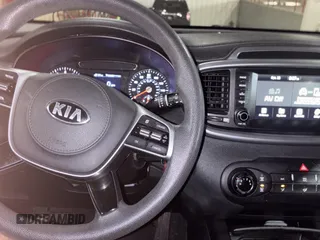 2019 Kia Sorento LX with VIN 5XYPG4A3XKG567081, listed as a Copart auction lot 53941055 with 125,468 mi miles and Clean Title. Bid and sale history available at carsss.com. Image 9.