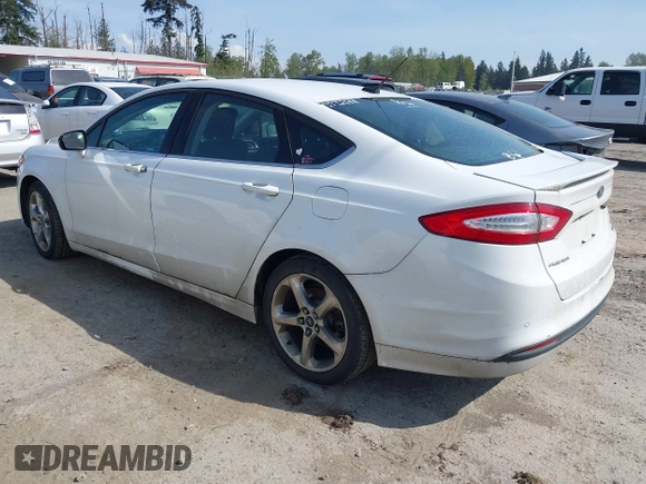 2013 Ford Fusion SE with VIN 3FA6P0HR8DR119998, listed as a IAAI auction lot 42090491 with 195,890 mi miles. Bid and sale history available at carsss.com. Image 3.