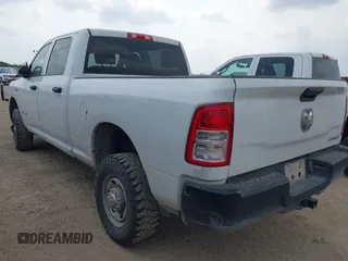 2022 Ram 2500 Tradesman with VIN 3C6UR5CJXNG204016, listed as a IAAI auction lot 42146186 with 105,216 mi miles. Bid and sale history available at carsss.com. Image 3.
