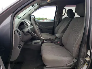 2019 Nissan Frontier SV z VIN 1N6AD0EV2KN774380, wystawiony jako Copart lot #55849335 z przebiegiem 81 930 mil mil oraz Szkoda całkowita • Salvage title. Historia ofert i sprzedaży dostępna na DreamBid. Obrazek 7.