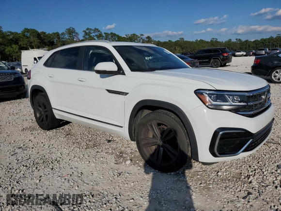 2021 Volkswagen Atlas SE with VIN 1V2RE2CA1MC216029, listed as a Copart auction lot 80369864 with 67,319 mi miles and Salvage title. Bid and sale history available at DreamBid. Image 4.