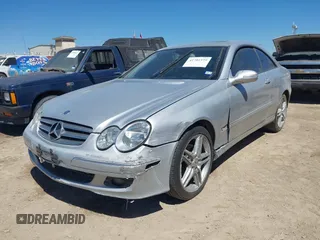2008 Mercedes-Benz CLK 350 with VIN WDBTJ56H38F258699, listed as a IAAI auction lot 41781579 with 166,754 mi miles and . Bid and sale history available at DreamBid. Image 6.