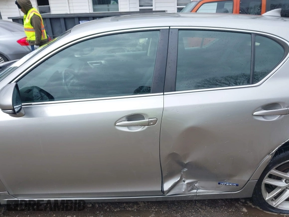 2017 Lexus CT with VIN JTHKD5BH3H2281061, listed as a IAAI auction lot 41936253 with 158,674 mi miles. Bid and sale history available at carsss.com. Image 14.