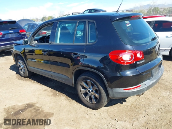2010 Volkswagen Tiguan with VIN WVGAV9AX6AW000410, listed as a IAAI auction lot 41446852 with 118,728 mi miles and . Bid and sale history available at DreamBid. Image 3.