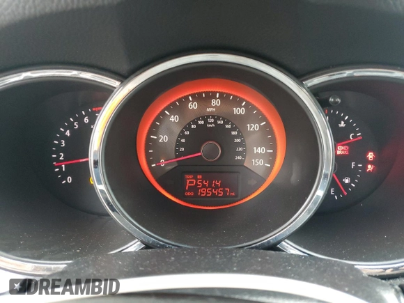 2011 Kia Sorento SX with VIN 5XYKW4A2XBG099857, listed as a Copart auction lot 56946015 with 195,457 mi miles and Salvage title. Bid and sale history available at DreamBid. Image 9.