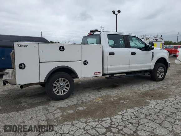 2019 Ford Super Duty F-250 SRW XL with VIN 1FD7W2B60KEG54489, listed as a Copart auction lot 68541834 with 96,029 mi miles and Salvage Title. Bid and sale history available at carsss.com. Image 3.