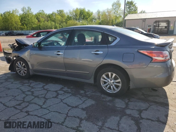 2015 Nissan Altima 2.5 with VIN 1N4AL3AP7FC137216, listed as a Copart auction lot 55566835 with Not provided miles and Salvage title. Bid and sale history available at DreamBid. Image 2.