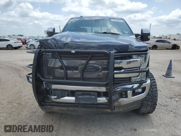 2017 Ford F-250 Lariat z VIN 1FT7W2BT6HEC53709, wystawiony jako Copart lot #54192075 z przebiegiem 272 966 mil mil oraz Szkoda całkowita • Salvage title. Historia ofert i sprzedaży dostępna na DreamBid. Obrazek 5.