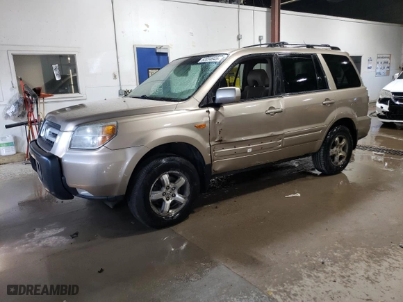 2006 Honda Pilot EX-L with VIN 5FNYF18516B004298, listed as a Copart auction lot 52034645 with 276,019 mi miles and Salvage Title. Bid and sale history available at carsss.com. Image 1.