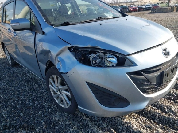 2013 Mazda Mazda5 Sport with VIN JM1CW2BL2D0153709, listed as a IAAI auction lot 41508730 with NaN miles. Bid and sale history available at carsss.com. Image 6.
