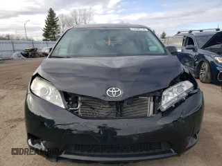 2016 Toyota Sienna LE AAS z VIN 5TDKK3DC7GS712022, wystawiony jako Copart lot #79108114 z przebiegiem 78 235 mil mil oraz Szkoda całkowita • Salvage title. Historia ofert i sprzedaży dostępna na DreamBid. Obrazek 5.